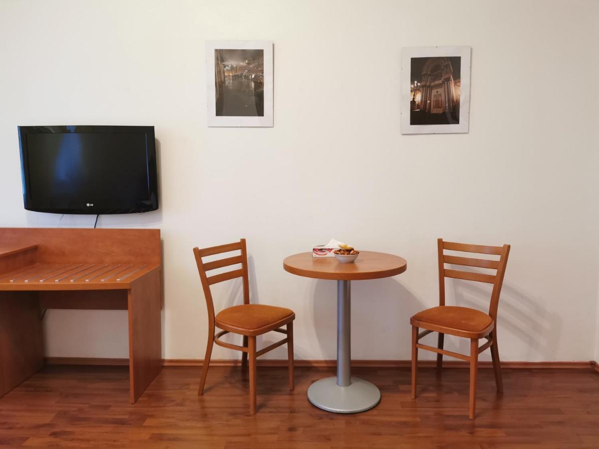 Apartment Amandment Πράγα Εξωτερικό φωτογραφία